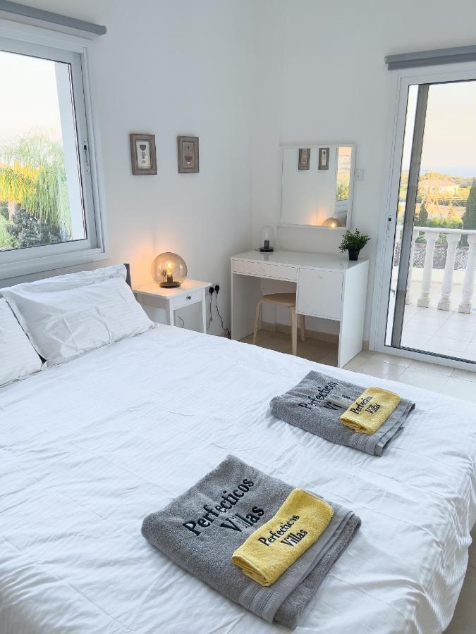 Grand Villa Lynn Seaview איה נאפה מראה חיצוני תמונה